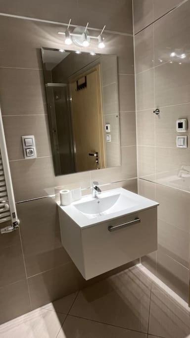 Residence Garden Tower - Parking Prague Ngoại thất bức ảnh